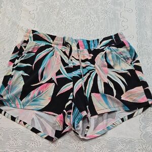 Torrid Black Tropical Print Women Shorts